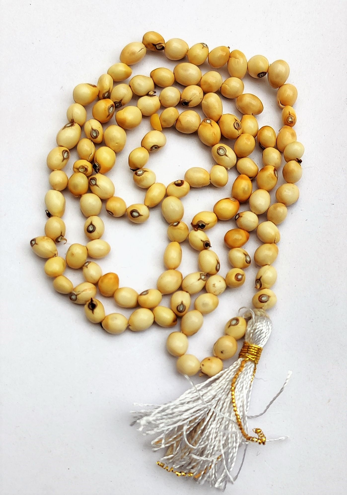 Apnisanskriti Gunja Mala (Gurinvida Mala, Laal Chirmi Mala) for Unisex (108 + 1 Beads) - White Color - Pack of 1