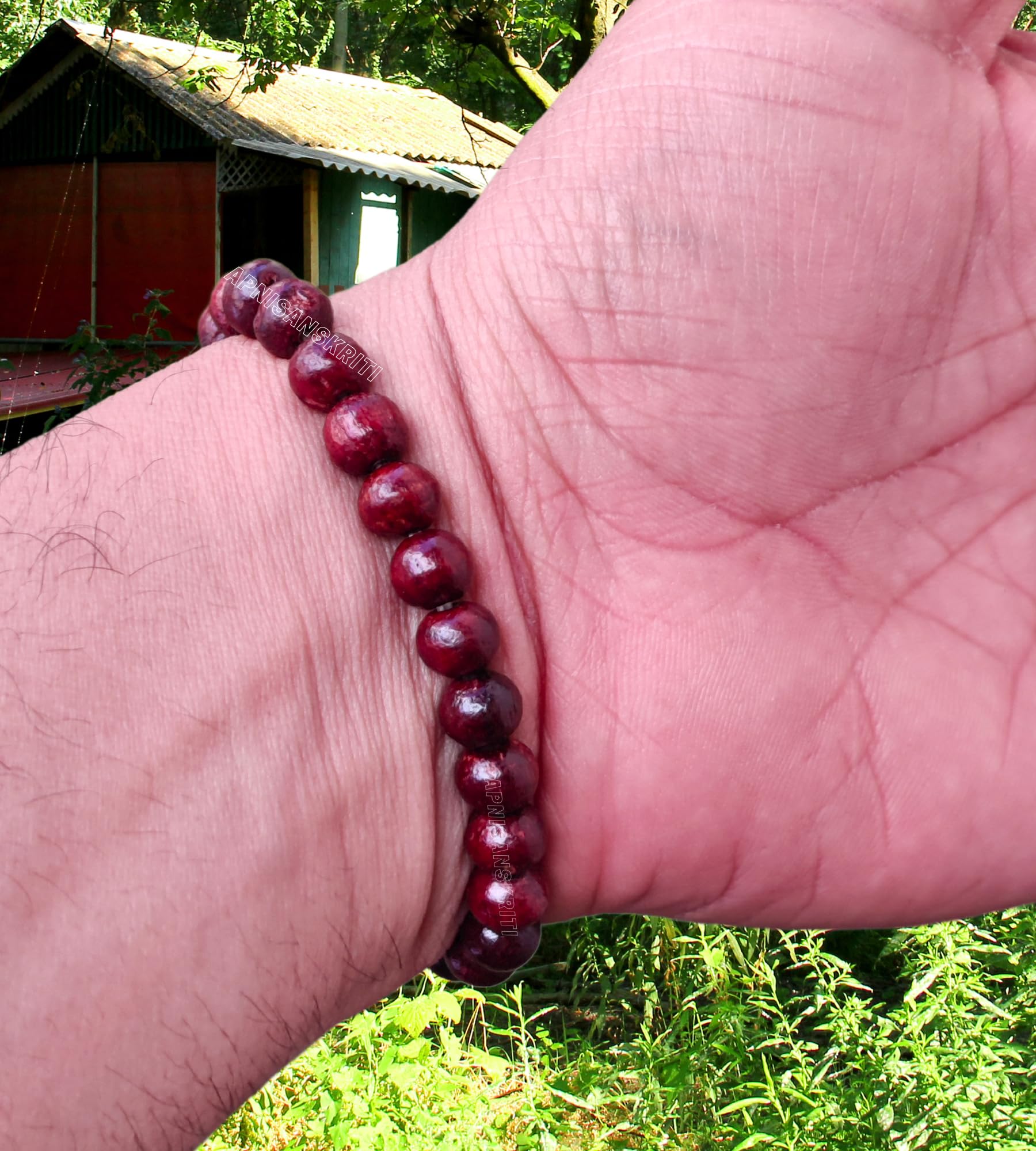 Apnisanskriti Chandan Bracelet (Sandalwood Bracelet) for Men/Women Wearing (6mm, Small Bead Size, 25 Beads) - Natural Chandan Beads - Pack of 1