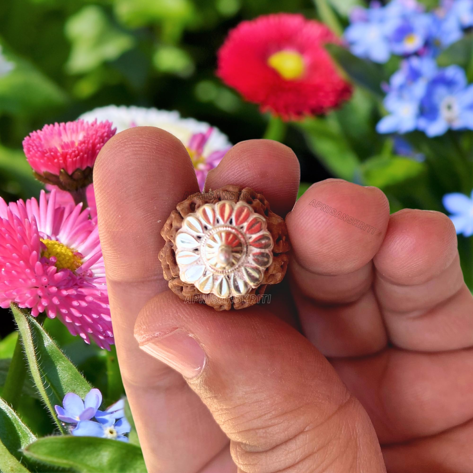 Apnisanskriti Certified Nepali 5 Mukhi Beads with Silver Cap - Natural Beads for Men and Women